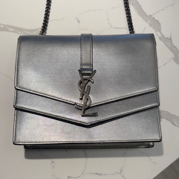 Yves Saint Laurent Metallic Silver Shoulder Bag - Picture 1 of 10